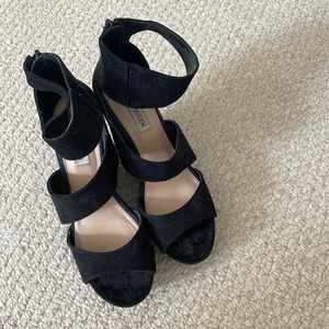 Steve Madden suede black wedges